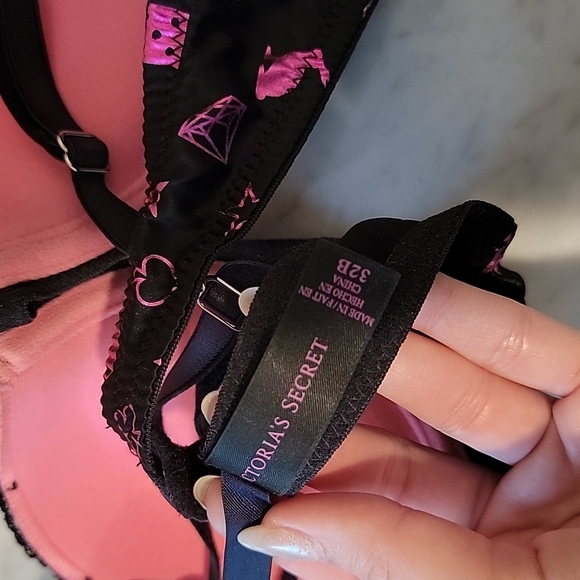 Victoria's Sexy Little Things Bra Panty Garter Lingerie Set 32B XS Vegas Magic - Picture 10 of 10